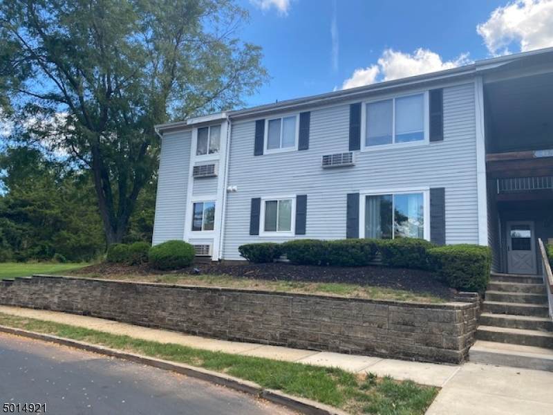 49 Eton Way - Photo 1