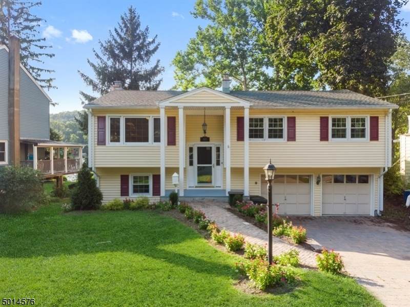 89 Lakeshore Dr - Photo 1