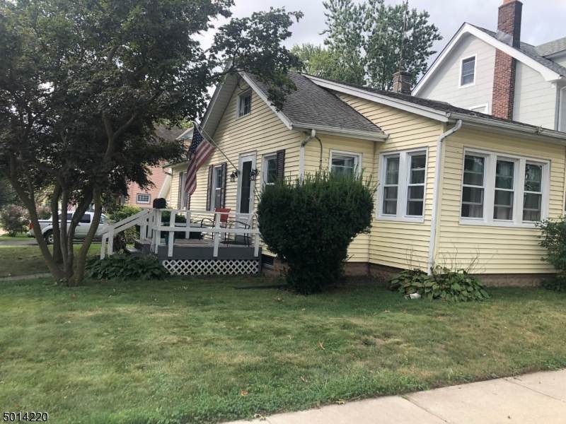 428 Park Pl - Photo 1