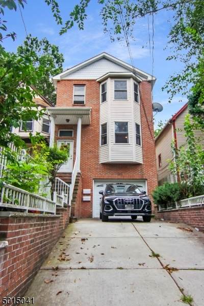 233 Duncan Ave Unit 1 - Photo 1