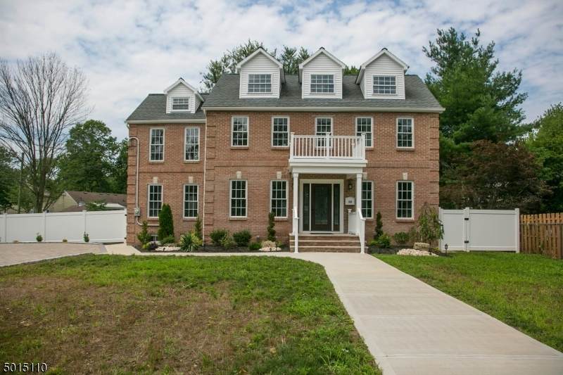 108 Middlesex Ave - Photo 1