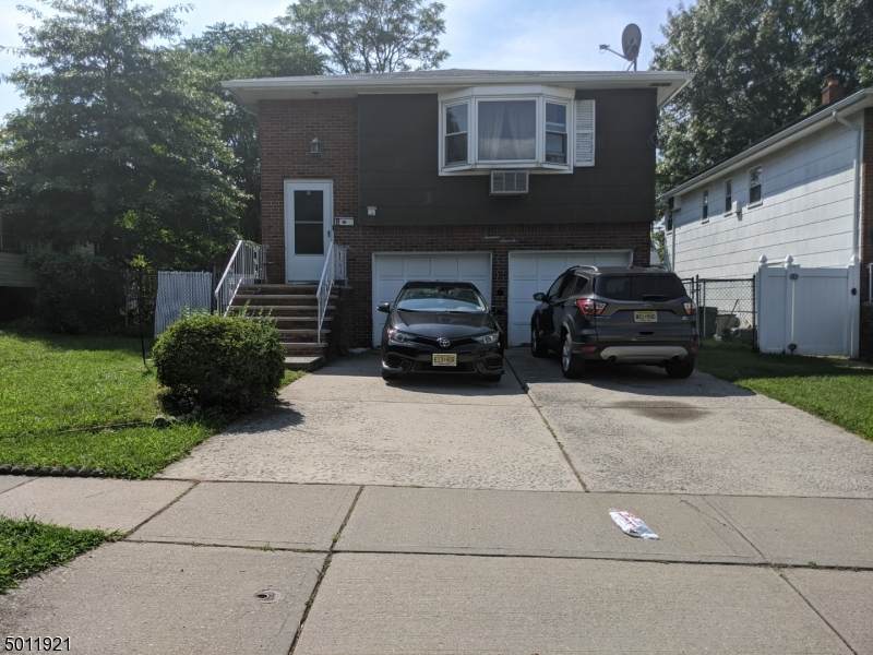 1370 Stockton St - Photo 1