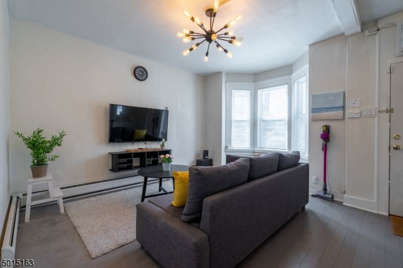 425 Lafayette St - Photo 1
