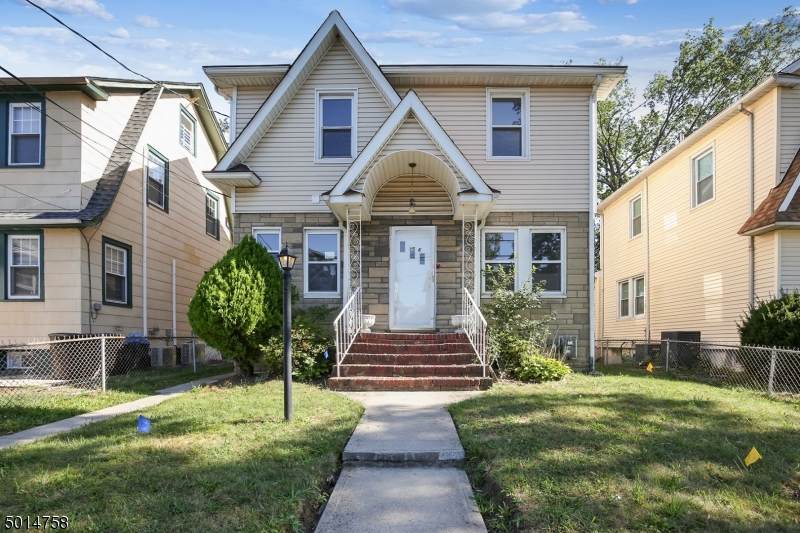 156 Marietta Ave - Photo 1