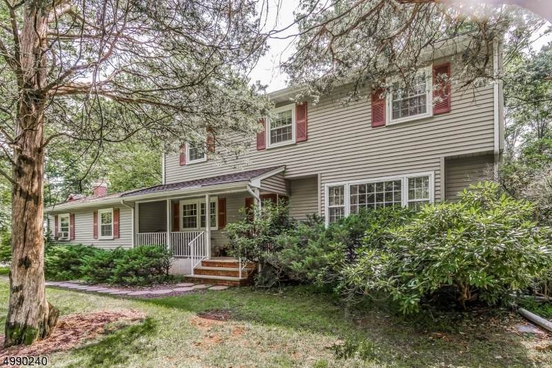 642 Cedarbrook Rd - Photo 1