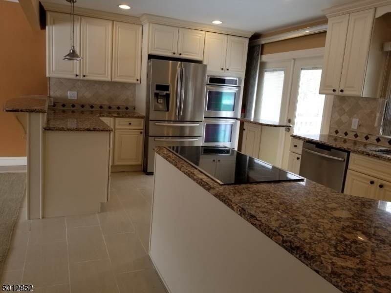 26 Pequannock Ave - Photo 1