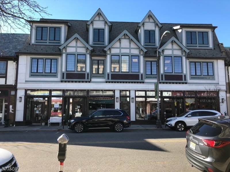 622 Valley Rd - Photo 1