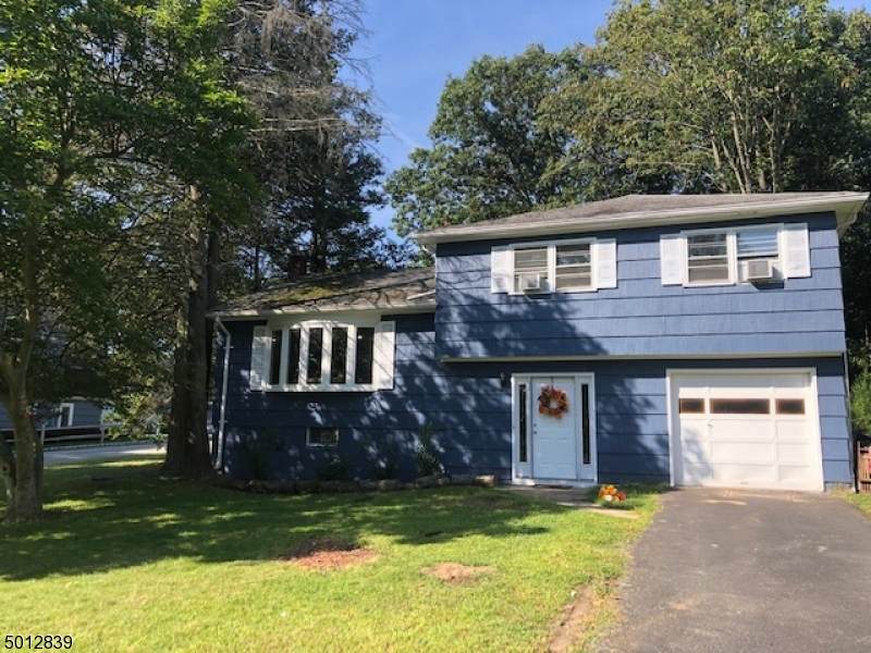7 Lakeview Ct - Photo 1