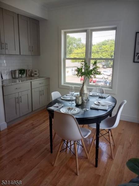 354 E South Ave - Photo 1