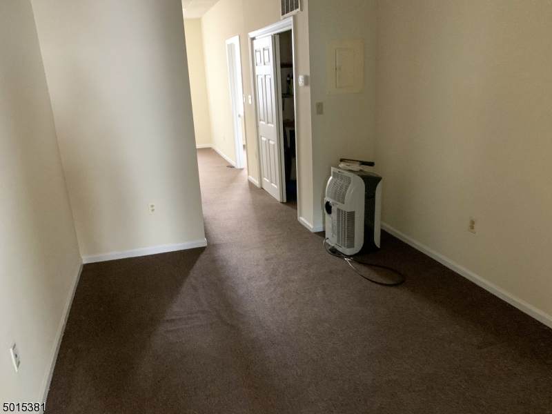 16 Green St - Photo 1