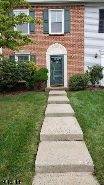 9 Amberly Ct - Photo 1