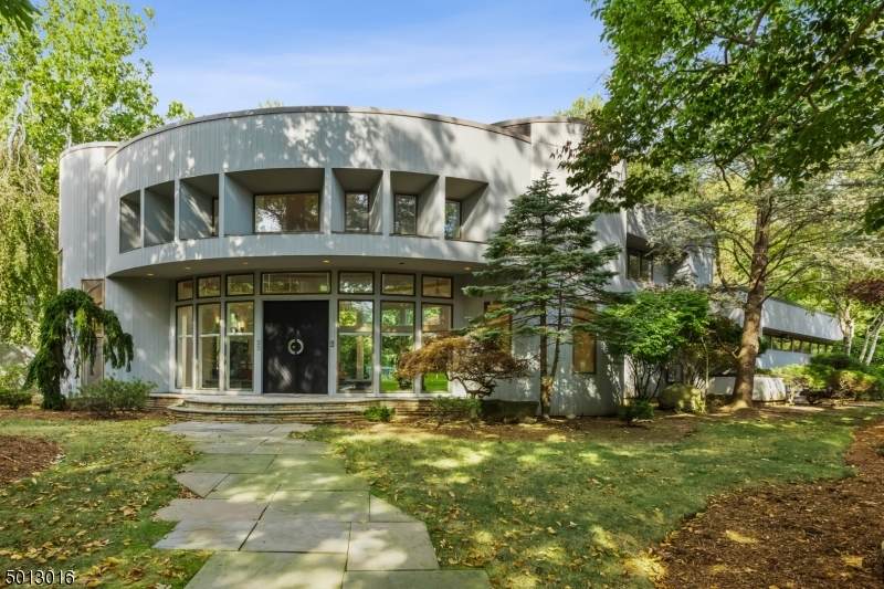 23 Tall Pine Ln - Photo 1