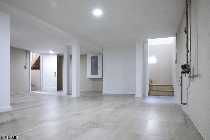 16 Ardmaer Dr - Photo 1