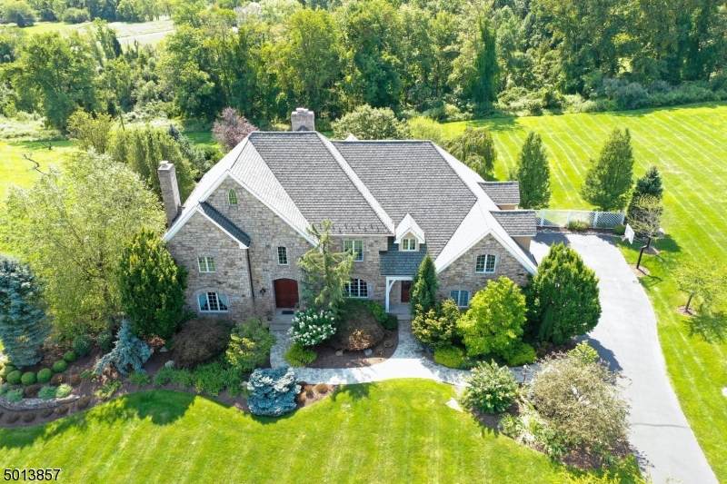 25 Ramsey Rd - Photo 1