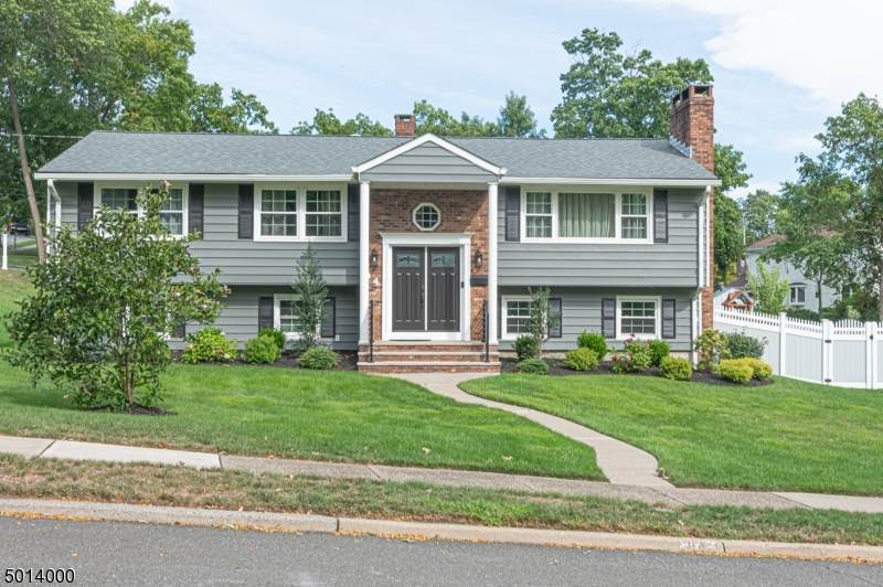 84 Brandon Ave - Photo 1