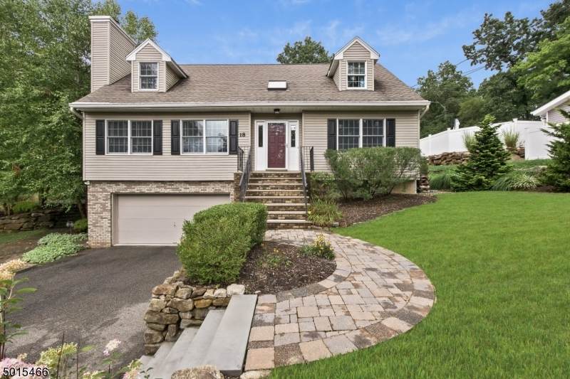 18 Berton Rd - Photo 1