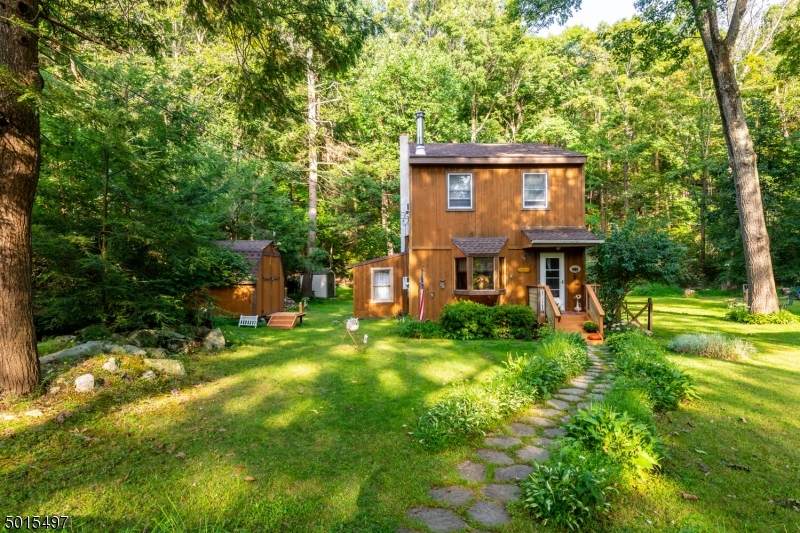 68 Goldfinch Ln - Photo 1