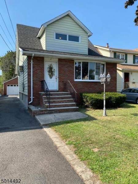 27 Livingston Ave - Photo 1