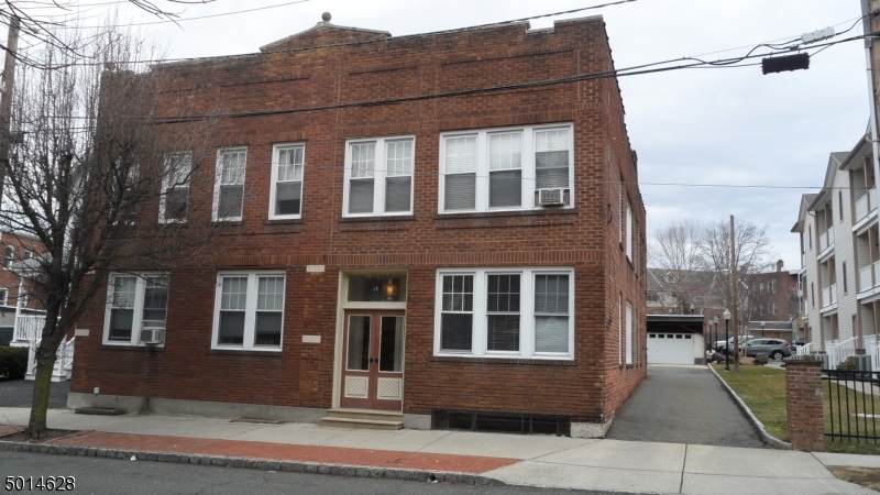 14 Baldwin St - Photo 1