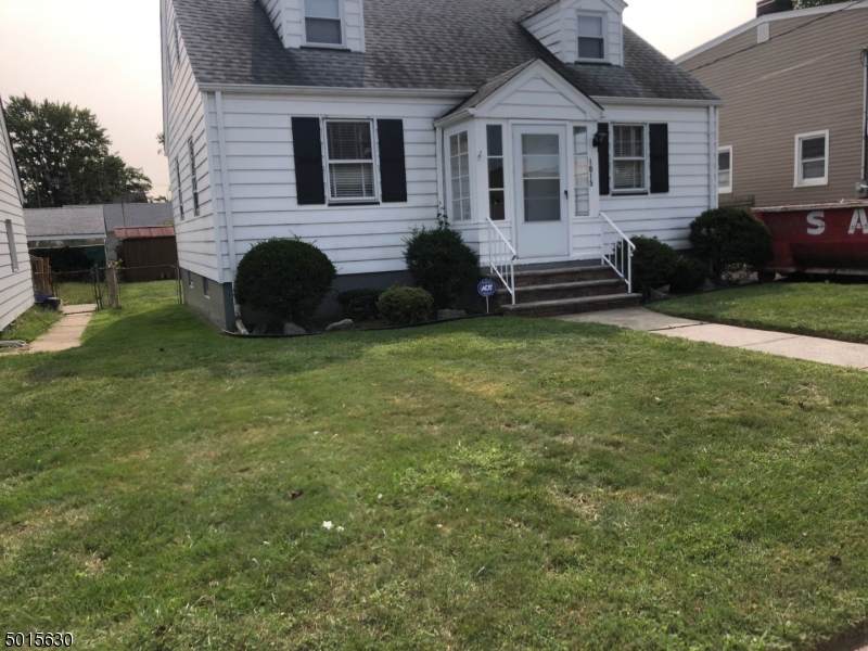1015 Creger Ave - Photo 1