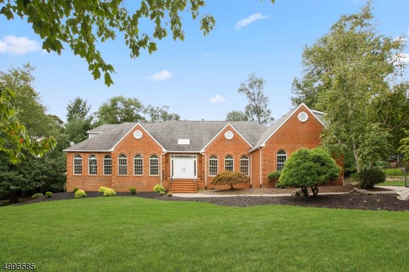 26 Manor Dr - Photo 1
