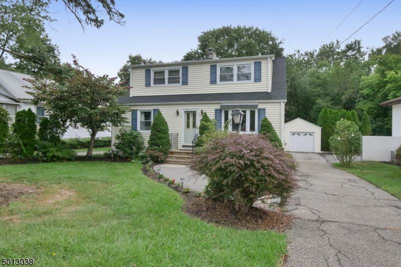 167 Hillside Ave - Photo 1