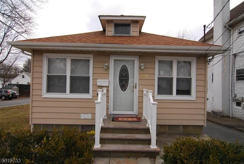 512 Pleasant Valley Way - Photo 1