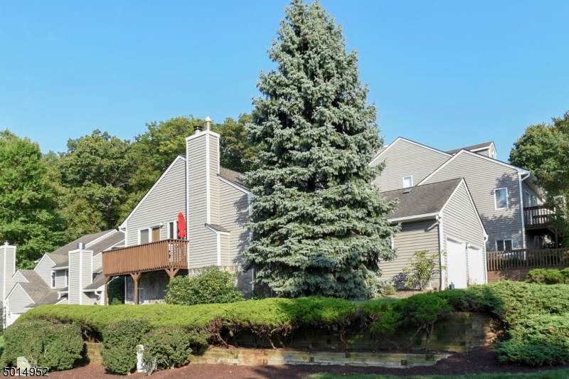 31 Bayowski Rd - Photo 1