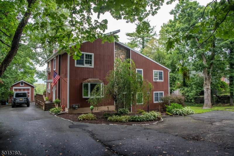 1723 Macopin Rd - Photo 1