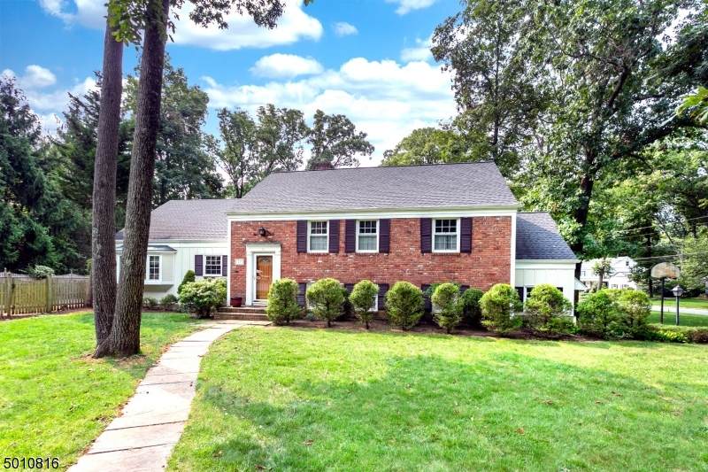 44 Bradwahl Dr - Photo 1
