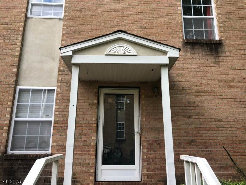 230 Vista Dr - Photo 1