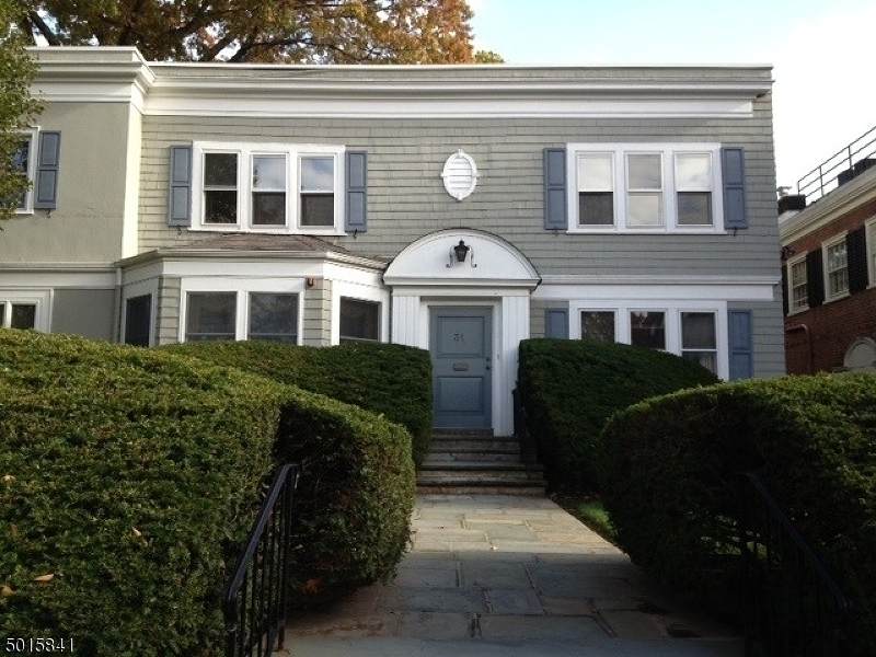 31 Park St - Photo 1