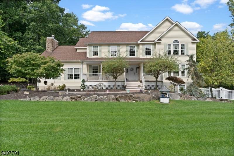 2 Eagles Nest Rd - Photo 1