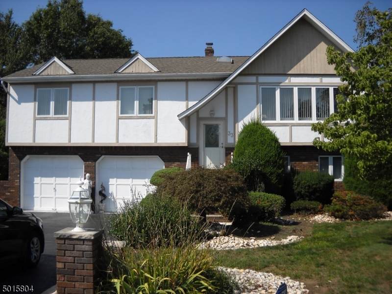 33 Tulane Pl - Photo 1