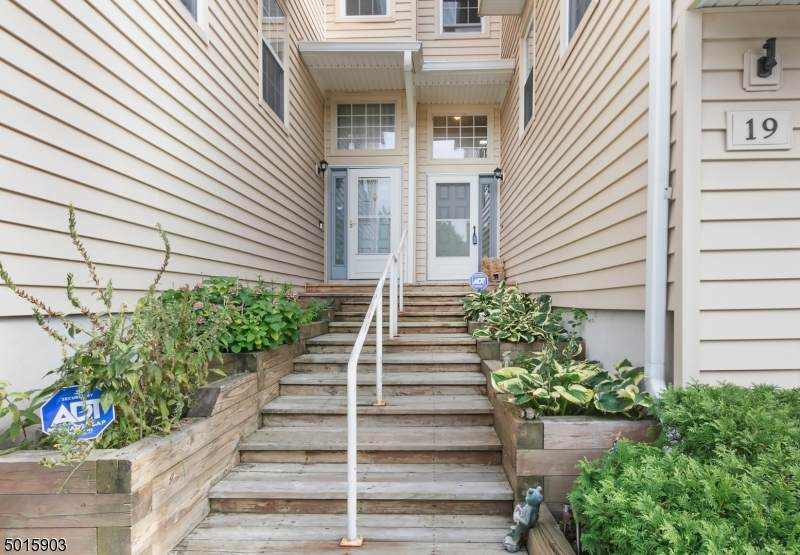19 Rhea Run - Photo 1