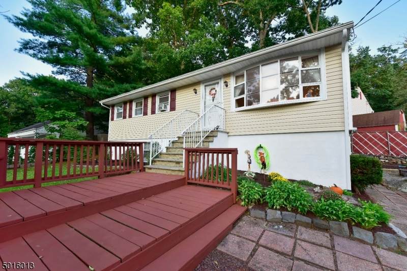 9 Beech Ct - Photo 1