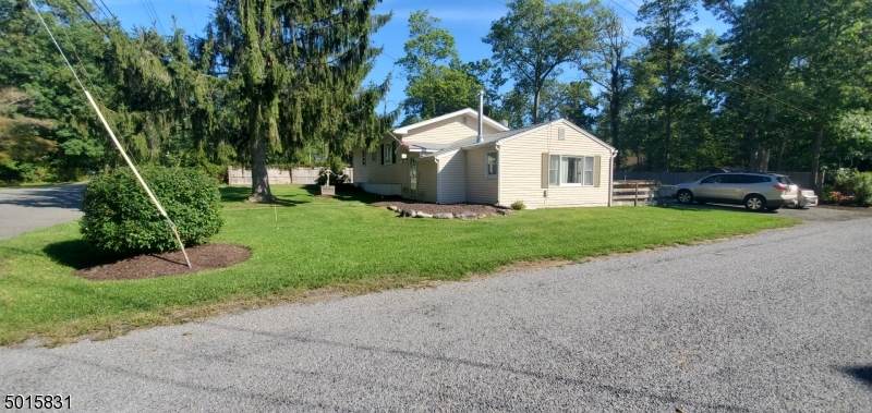 205 E Shore Culver Rd - Photo 1
