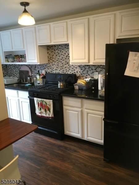 419 Palisade Ave - Photo 1