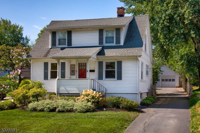 18 Bridge St - Photo 1
