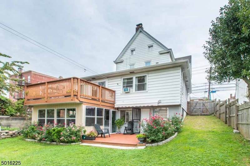347 Ridge Rd - Photo 1