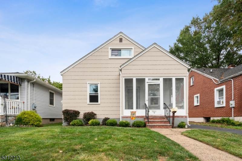 9 Adams St - Photo 1