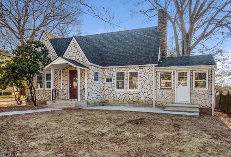 30 Woodland Ave - Photo 1