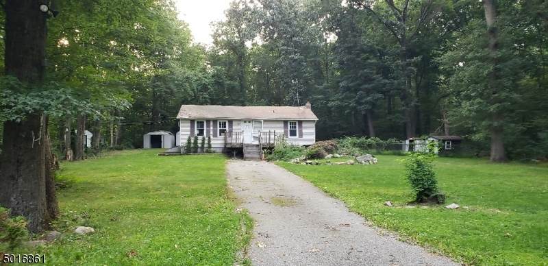61 Elm St - Photo 1