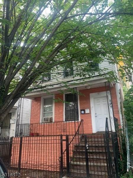 297 W Runyon St - Photo 1