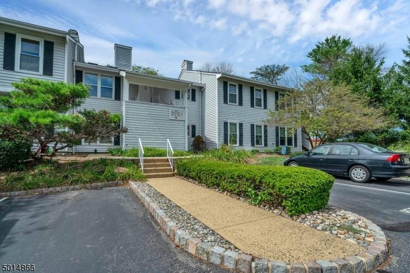 66 Junco Ct - Photo 1