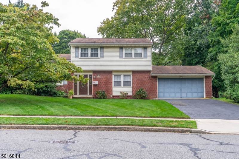 10 Sullivan Way - Photo 1
