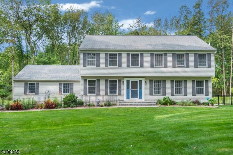 9 Barstann Ct - Photo 1