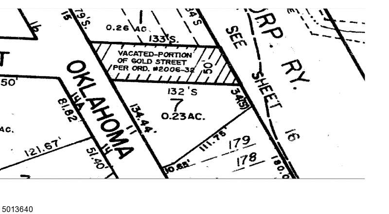11 Oklahoma Ave - Photo 1