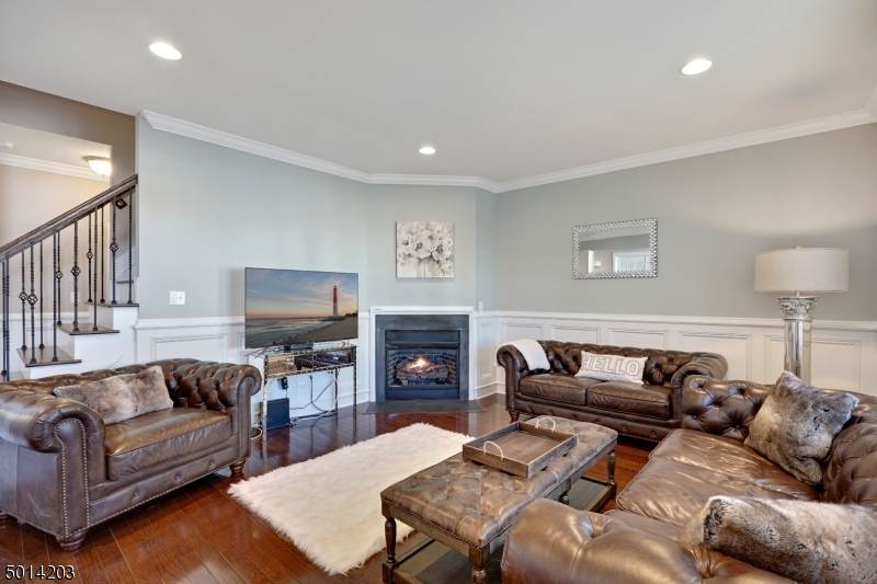 25 Carriage Gate Dr - Photo 1