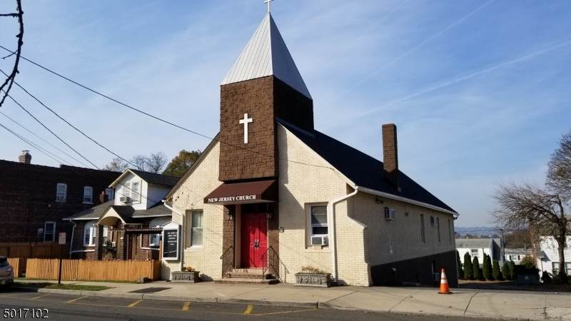 417 Harrison Ave - Photo 1